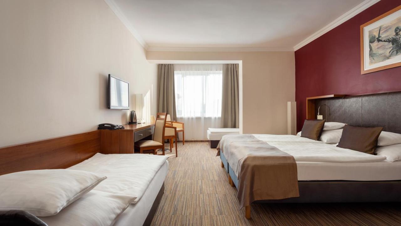 Hotel Eger & Park Εξωτερικό φωτογραφία