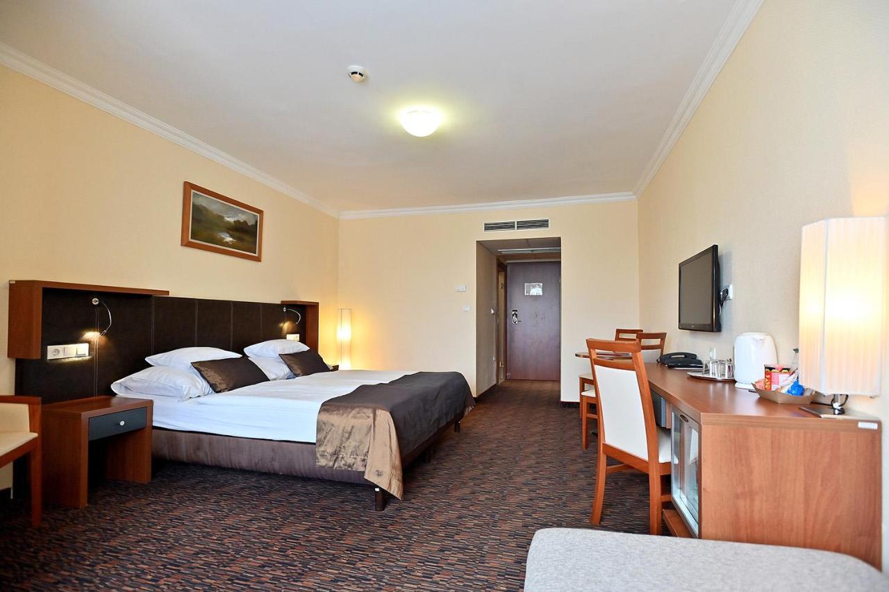 Hotel Eger & Park Εξωτερικό φωτογραφία
